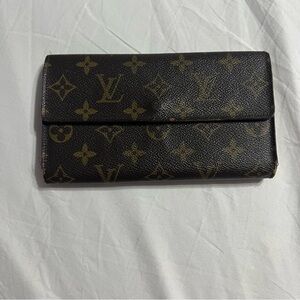 Louis Vuitton Vintage wallet